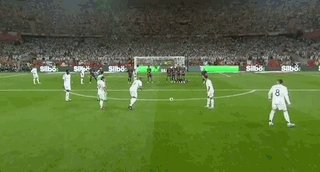 LPL年度最惨上单：巅峰期嘲讽TheShy，新赛季被背刺失业回农村