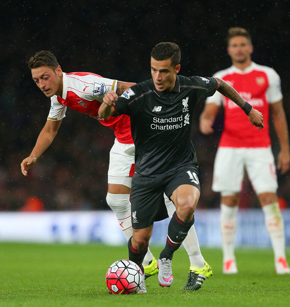 法甲-梅西中柱姆巴佩建功 巴黎5-0欧塞尔5分领跑